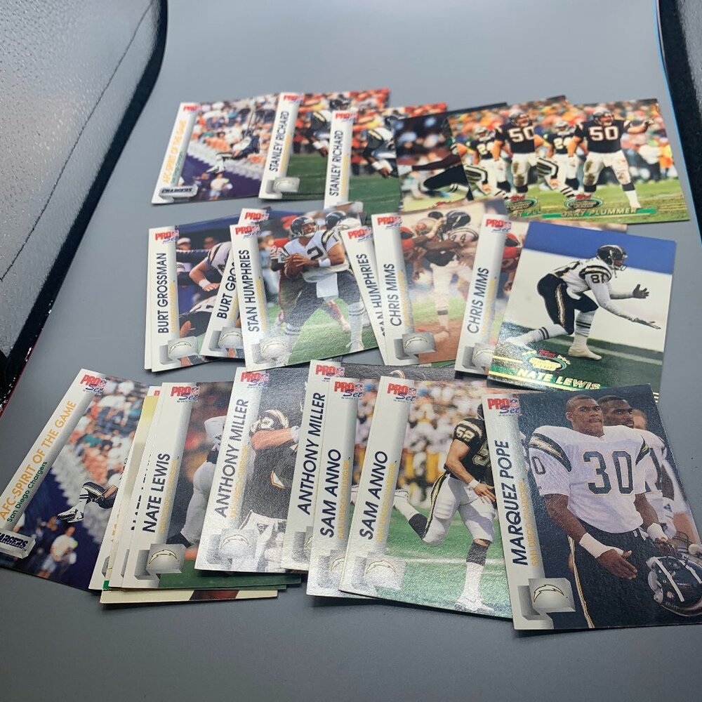 25CT 1992 Pro Set San Diego Chargers Trading Cards EX MNT